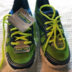 Boys Skechers Memory Foam Shoes NWT